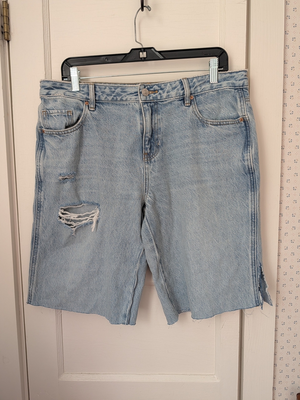 Pac Sun Vintage Cut Offs Shorts Low Rise Baggy Light Wash Distressed Blue 30"